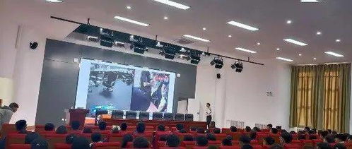 人文与艺术设计系团总支开展消防专题讲座与演练活动
