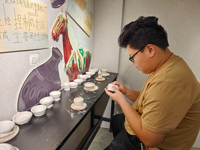 陶艺工坊 异课融合，打造跨界艺术新体验